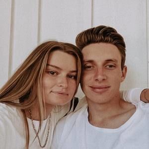 Meet your Posher, Logan